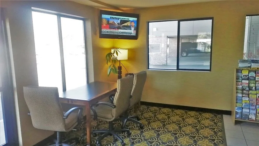 Briarwood Suites Portland Motell