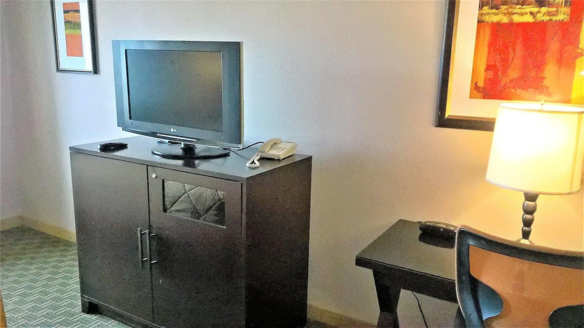 Motell Briarwood Suites Portland