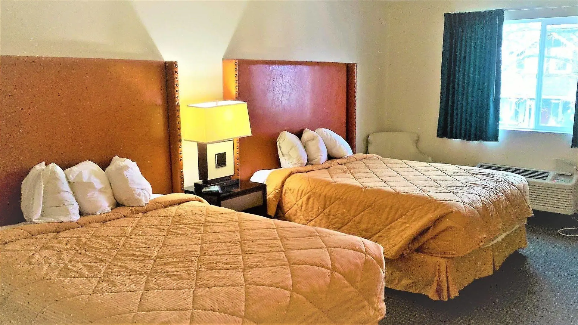 Briarwood Suites Portland Motell